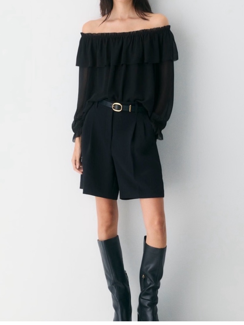 NWT Wilfred (Aritzia) Black “Bianca” Blouse, Size Medium